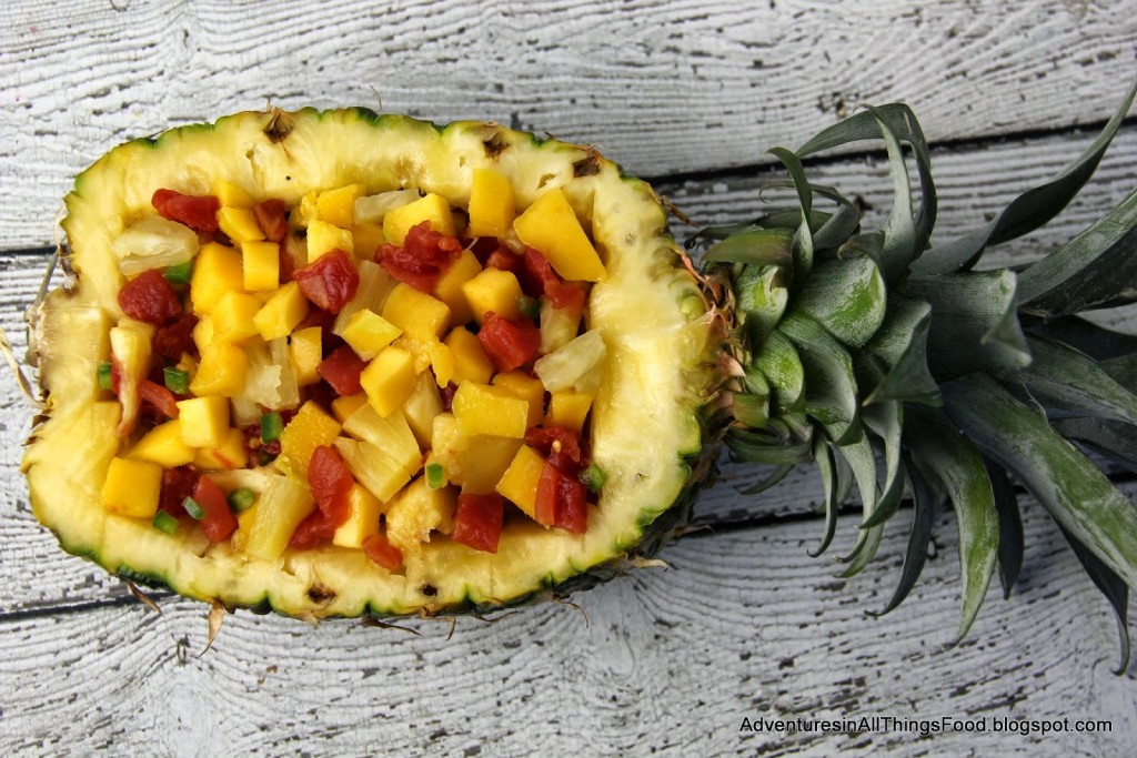 Simple and delicious Pineapple Mango Salsa #Salsafy #SoFab #ad