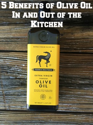 5 Benefits of Olive Oil In and Out of the Kitchen