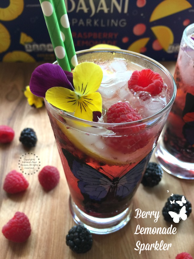 Mixed Berry Lemonade Sparkler Mocktail