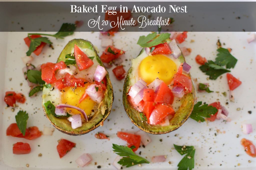 Baked-Egg-in-Avocado-Nest