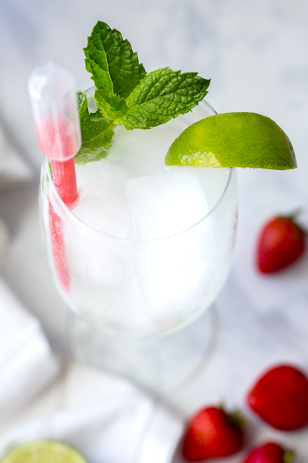 Sparkling Strawberry Lime Cocktail