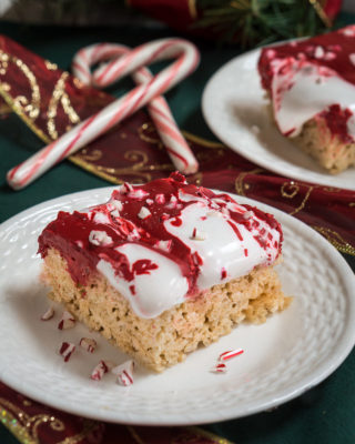 Peppermint Rice Krispie Treats are so quick and easy. You can make them ahead of time and they're perfect for any gathering. | HostessAtHeart