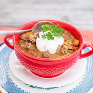 Slow Cooker Spicy Beef and Lentil Soup
