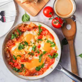 No brunch reservations? Who cares! Invite your friends over for Sunday Funday with this simple GF Brunch Prosciutto Egg Skillet paired perfectly with our SoFabFood Exclusive Grapefruit Thyme Mimosa.