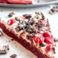Spending time cooking with your significant other is great for a little romantic bonding at the end of a long day. These five Dessert Pizza Recipes are just what you need to seduce your partner into the kitchen for a foodie inspired Date Night!