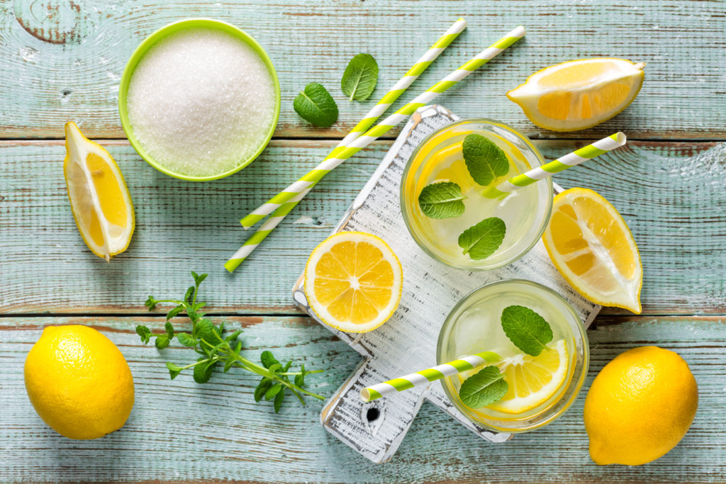 You must try this easy recipe for Naturally Fermented Probiotic Lemonade made with freshly squeezed lemon juice and whey. This is a delightfully refreshing and healthy drink.
