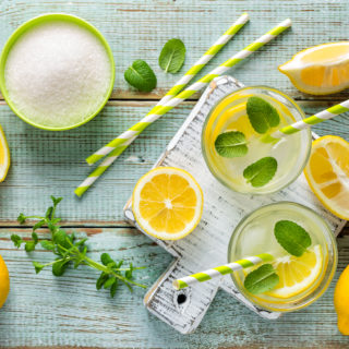 You must try this easy recipe for Naturally Fermented Probiotic Lemonade made with freshly squeezed lemon juice and whey. This is a delightfully refreshing and healthy drink.