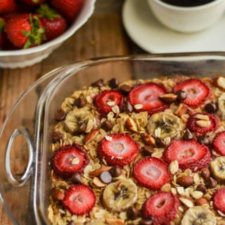 This Baked Strawberry Banana Chia Oatmeal is packed with fresh, healthy ingredients. So simple to make, it's the perfect seasonal breakfast recipe!
