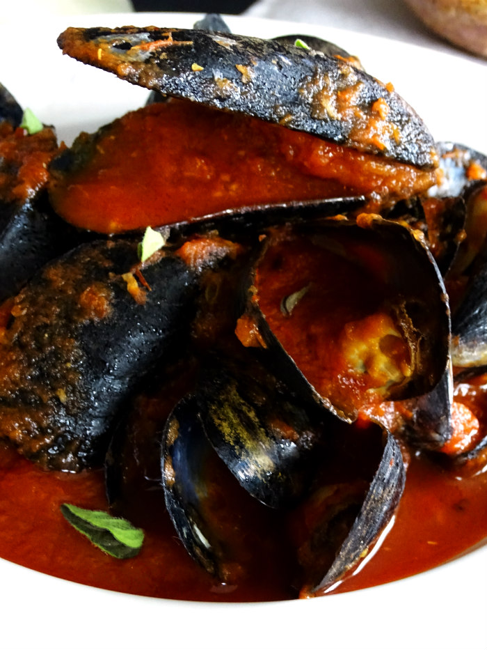 Spicy Summer Mussels
