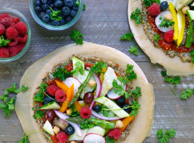 You will get the most of your famers market produce when you make this customizable, gluten-free Cauliflower Crust Veggie Fruit Pizza recipe this summer. A personal-sized pizza that's perfect for lunch!