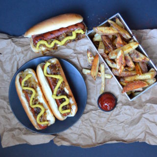 You will feel like you hit one out of the park when you make this authentic Seattle Hot Dog recipe. Sweet caramelized onions, smooth cream cheese, and tangy brown mustard give this picnic-ready treat its signature flavor.