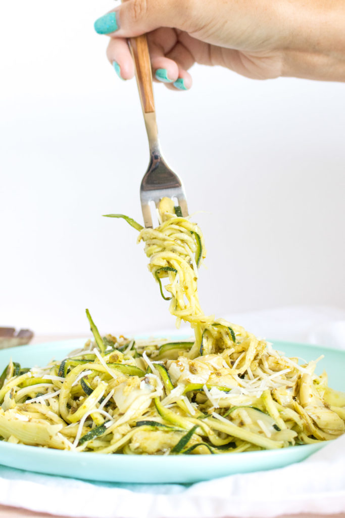 When you're craving a hearty pasta dish, but you're looking for a healthier classic, turn to this amazingly simple and delicious recipe. This GF Artichoke Pesto Zoodle Salad is a vegetarian delight that's perfect for lunch or dinner!