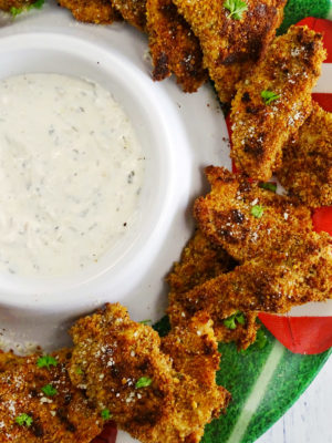 With football season in full swing, we're all rooting for our favorite teams, but we're also looking forward to all of the fantastic tailgate food! These Boneless Parmesan Garlic Wings are certain to win over a crowd!
