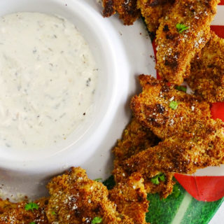 With football season in full swing, we're all rooting for our favorite teams, but we're also looking forward to all of the fantastic tailgate food! These Boneless Parmesan Garlic Wings are certain to win over a crowd!