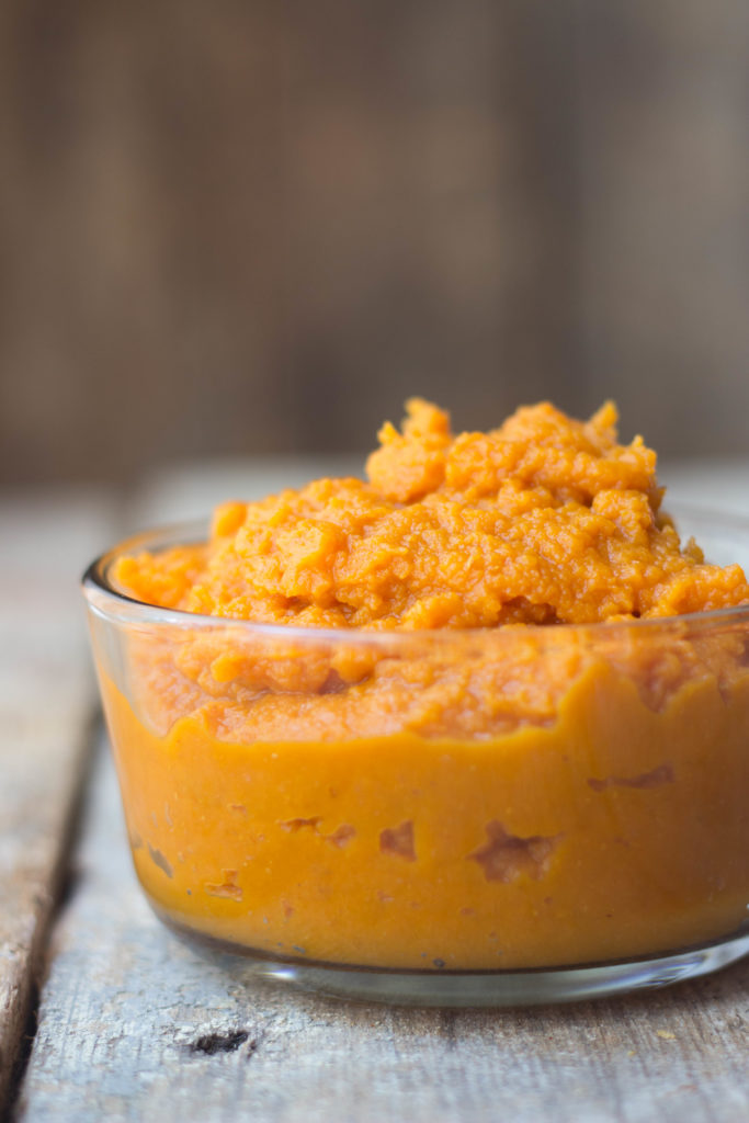 Pumpkin and spice are a match made in heaven, and this Maple Pumpkin Hummus recipe is no exception. Ready in just 10 minutes with seven ingredients, this is the perfect appetizer for all of your fall celebrations!