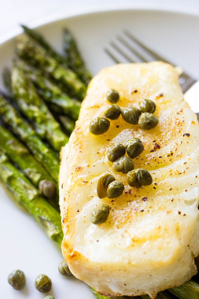 Need a savory dinner in under 20 minutes? This 5-Ingredient Pan Seared Sea Bass with Brown Butter Caper Sauce is easy to prepare and packed with unbelievable flavor!