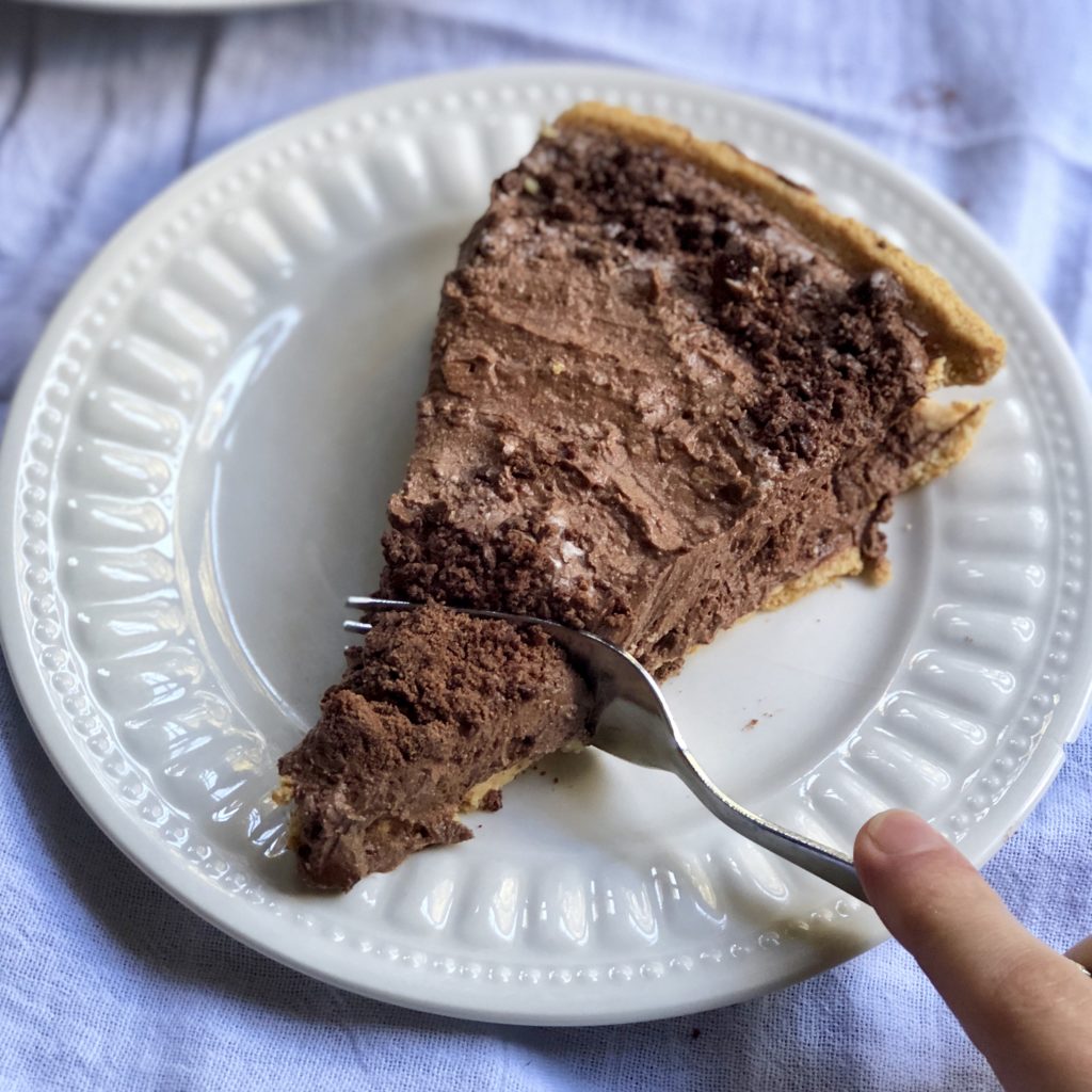 This No-Bake Chocolate Sweet Potato Pie is a creamy, delicious, and ultra-decadent vegan and gluten-free pie that combines the wonders of sweet potato and chocolate pie all in one. This is one secretly healthy dessert recipe, but no one will know!