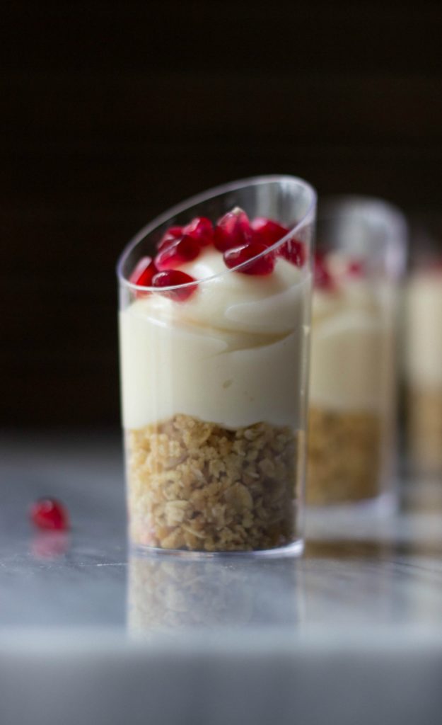 The weather is cold and pomegranates are in season. Let's celebrate with these Pomegranate Mini No-Bake Cheesecakes! This simple mini dessert recipe only takes 15 minutes to prepare so it's perfect for entertaining.