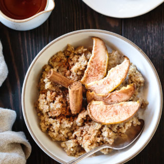 When it's cold outside, this Maple Baked Pears Quinoa Porridge is the comfort food you need. A warm and nourishing healthier classic with a hint of vanilla and a kiss of cinnamon.