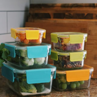 Learn how to reduce food waste with these five simple kitchen hacks. These money-saving tips will help you with your weekly meal prep and show you how to preserve produce for maximum freshness!