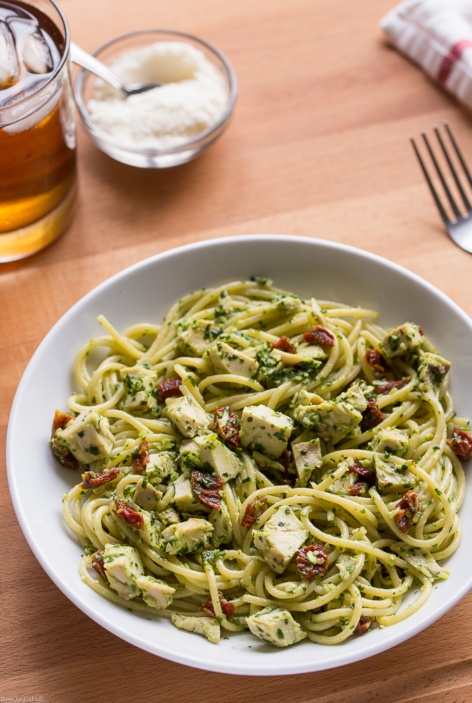 You won't believe how easy it is to turn leftover chicken into this 5-Ingredient Chicken Pesto Pasta made with simple pantry staples that is ready in about 15 minutes! A cheap healthy meal perfect for a busy weeknight dinner.