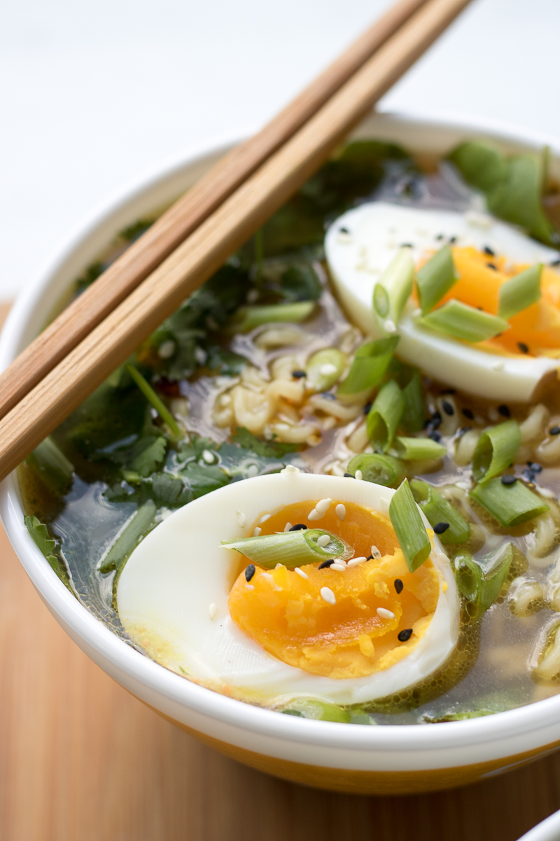 These Easy Ramen Bowls are a 15-minute meal with a savory broth made with sesame oil and low sodium soy sauce and topped with soft boiled eggs. With 5 core ingredients, there are plenty of options to further customize this dinner for two.