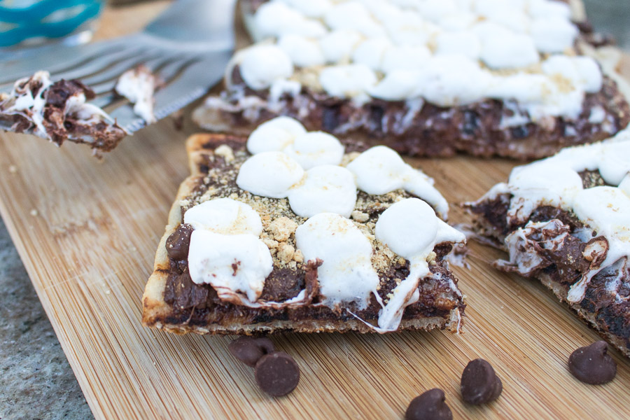 Grilled S’mores Pizza