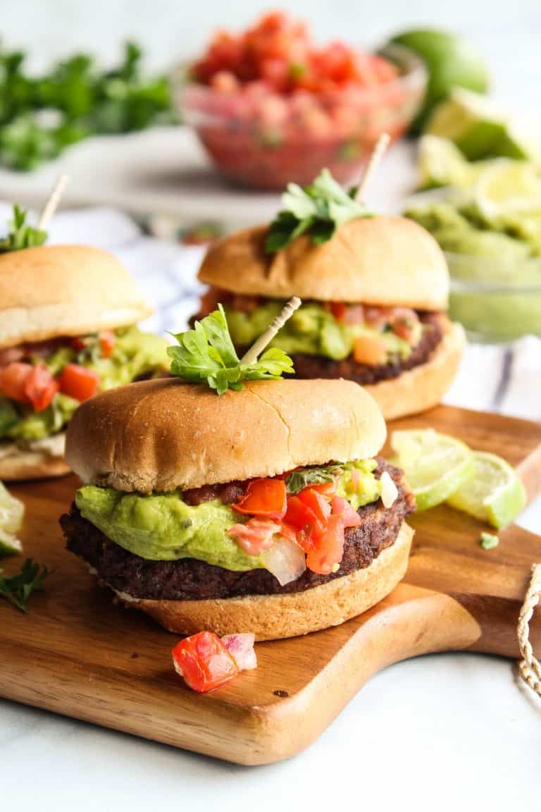 These Guacamole Veggie Burger Sliders are a cheap healthy meal everyone will love. The perfect 4-ingredient, 15-minute meal for a quick weeknight dinner or entertaining friends.