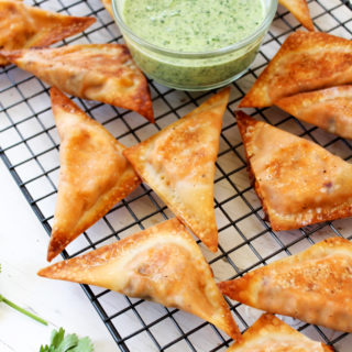 Cheer on your favorite football team with your new favorite tailgating party food, Chipotle Cream Cheese Stuffed Wontons. This 5-ingredient, 30-minute appetizer is so simple to make and will leave party guests begging for more!