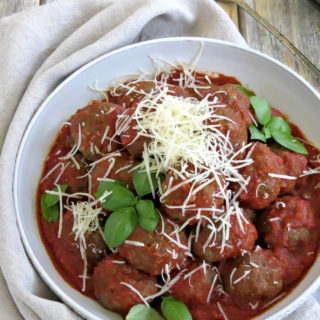 Trying to curb holiday weight gain? You'll love these Low-Carb Beef and Mushroom Meatballs as a weeknight dinner or party appetizer. Your favorite comfort food gets a skinny makeover!