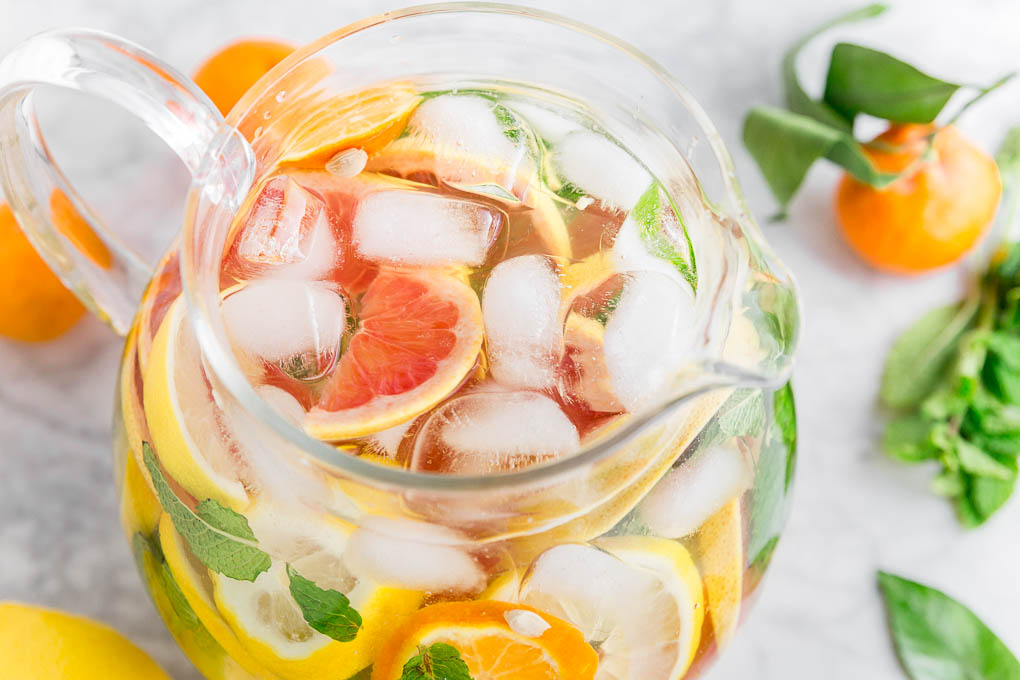 Stay hydrated with this 5-minute detox drink, Citrus Mint Detox Water. This spa water combo helps flush toxins from your body and gives you a nice kickstart to your day. It aids digestion and boosts energy!