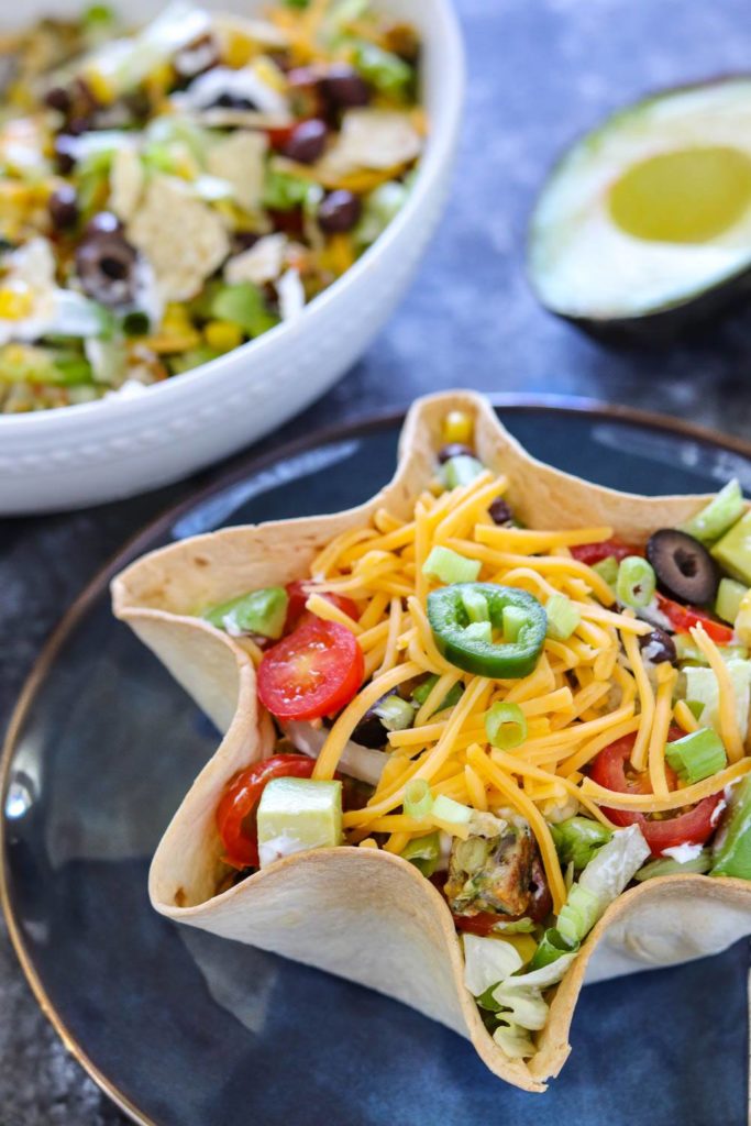 Hosting a dinner party? Planning a weeknight meal? Need a healthier happy hour appetizer? These five vegetarian recipes are packed with all of the protein and nutrients you need to satisfy a crowd. As an added bonus, they help slim waistlines too!