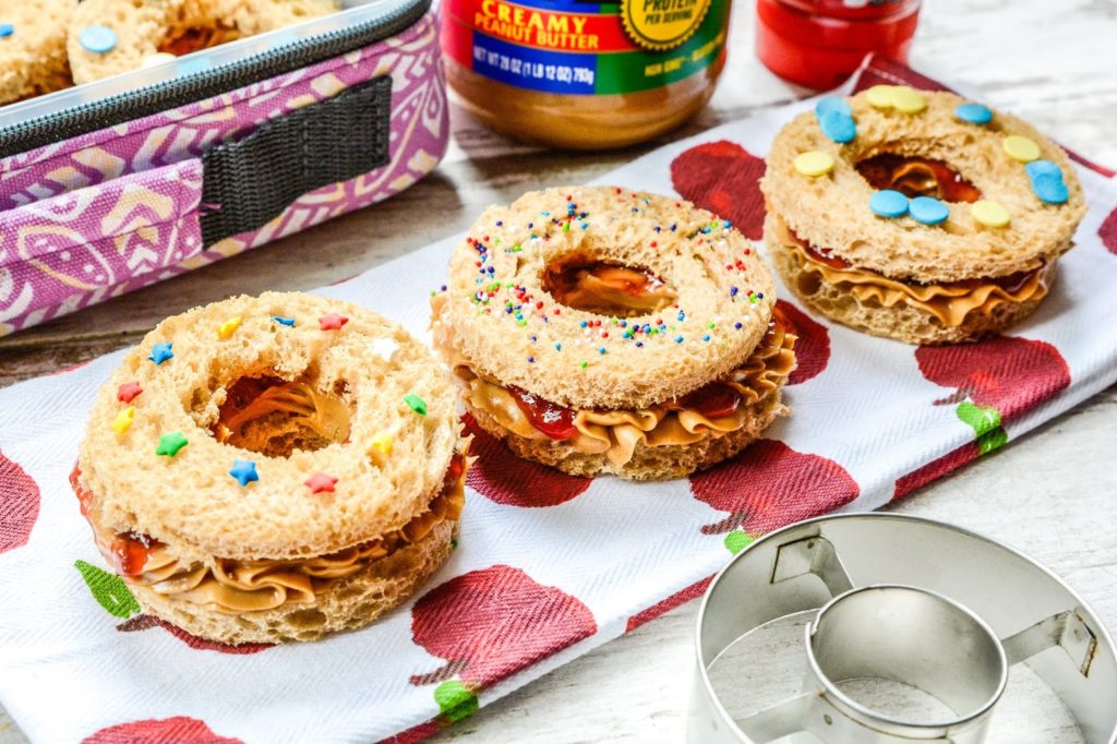 If your kids love peanut butter and jelly (let's face it, who doesn't?), they are going to love these 5 Amazing PBJ Creations for Kids. From candy cups, to fun-shaped sandwiches, to pizzas, sweeten their lunch routine with these creative lunch ideas!