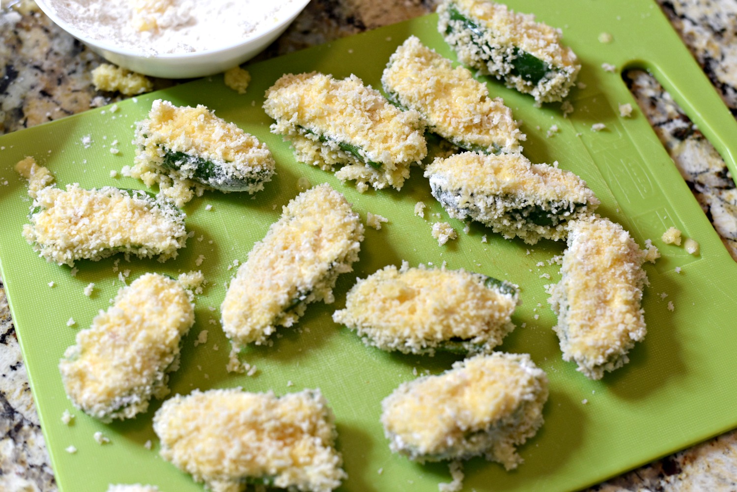 Looking for an easy appetizer? Try these Spicy Sweet Air Fryer Jalapeño Poppers! Ready in under 20 minutes, these crispy small bites are stuffed with cream cheese, cheddar, bacon, and jalapeño jelly.