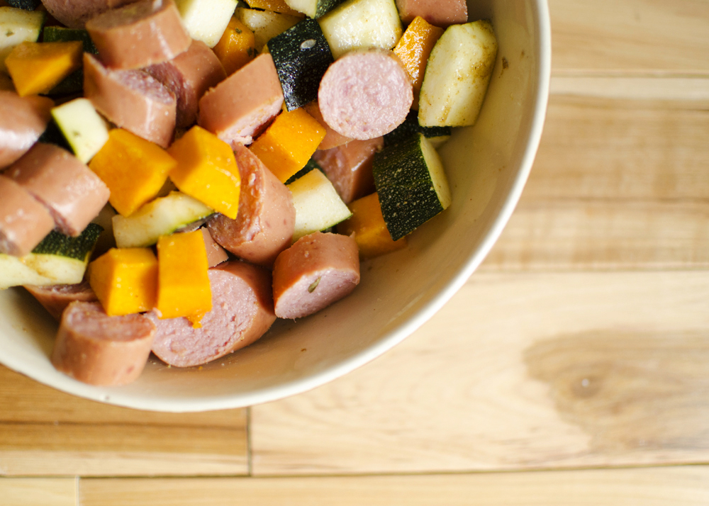 Butternut squash, zucchini, and skinless smoked turkey sausage shine in this 30-minute meal that is completely perfect for fall. Full of fall flavors, there's nothing not to love about this easy Harvest Sheet Pan Dinner!