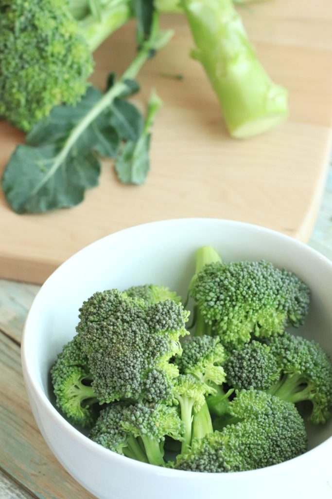 Do you love broccoli? These unbelievable broccoli health benefits are the reason you should eat more of it! This cruciferous vegetable helps strengthen bones, prevent cancer, detoxify the body, holds anti-aging properties, and can prevent heart disease.